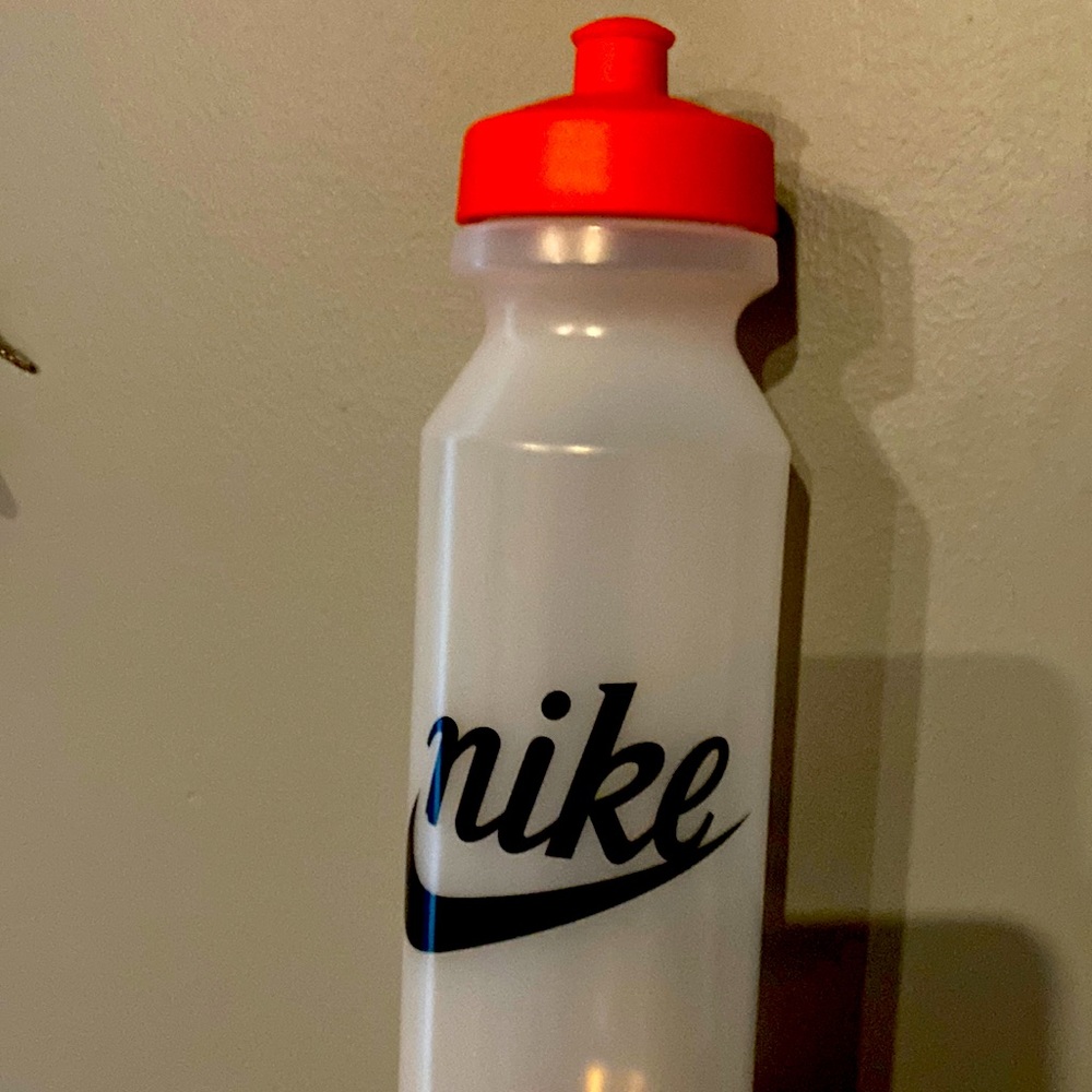 Nike water bottle never used